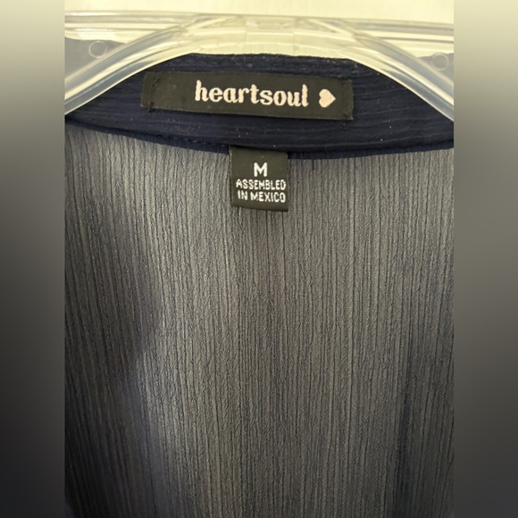 NWOT Heart Soul Navy Blue Sleeveless Button Up Ruffled Tie Top. Size Medium - Picture 2 of 10